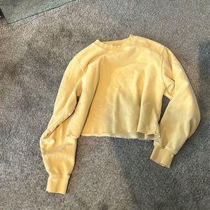 Cropped yellow brandy Melville sweatshirt